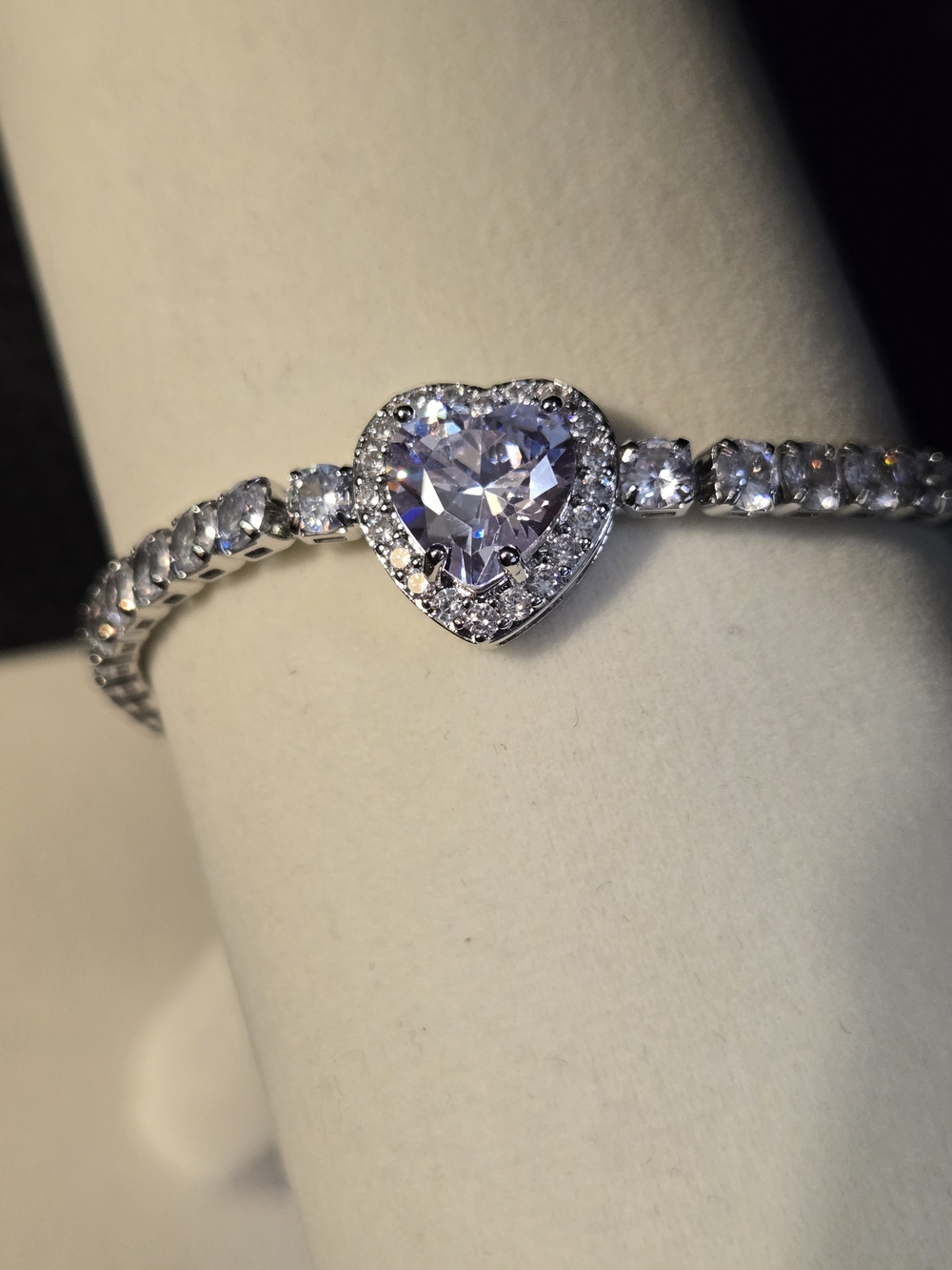 Heart Halo Crystal Tennis Bracelet - Silver Tone